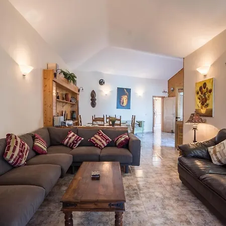 Highbury Grove Callao Salvaje