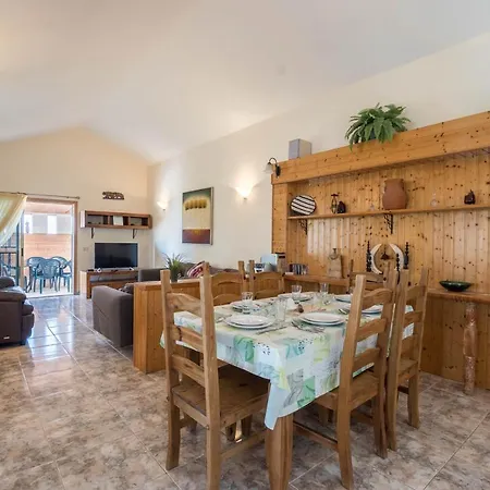 Villa Highbury Grove *