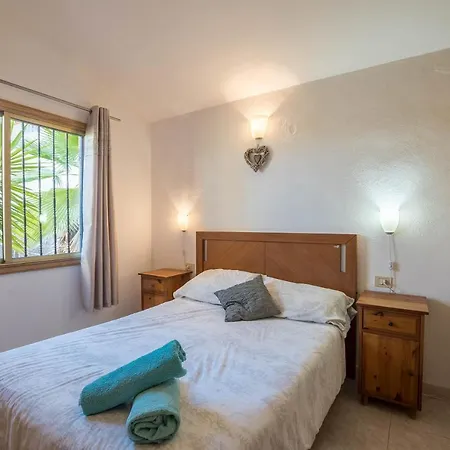 Highbury Grove Callao Salvaje